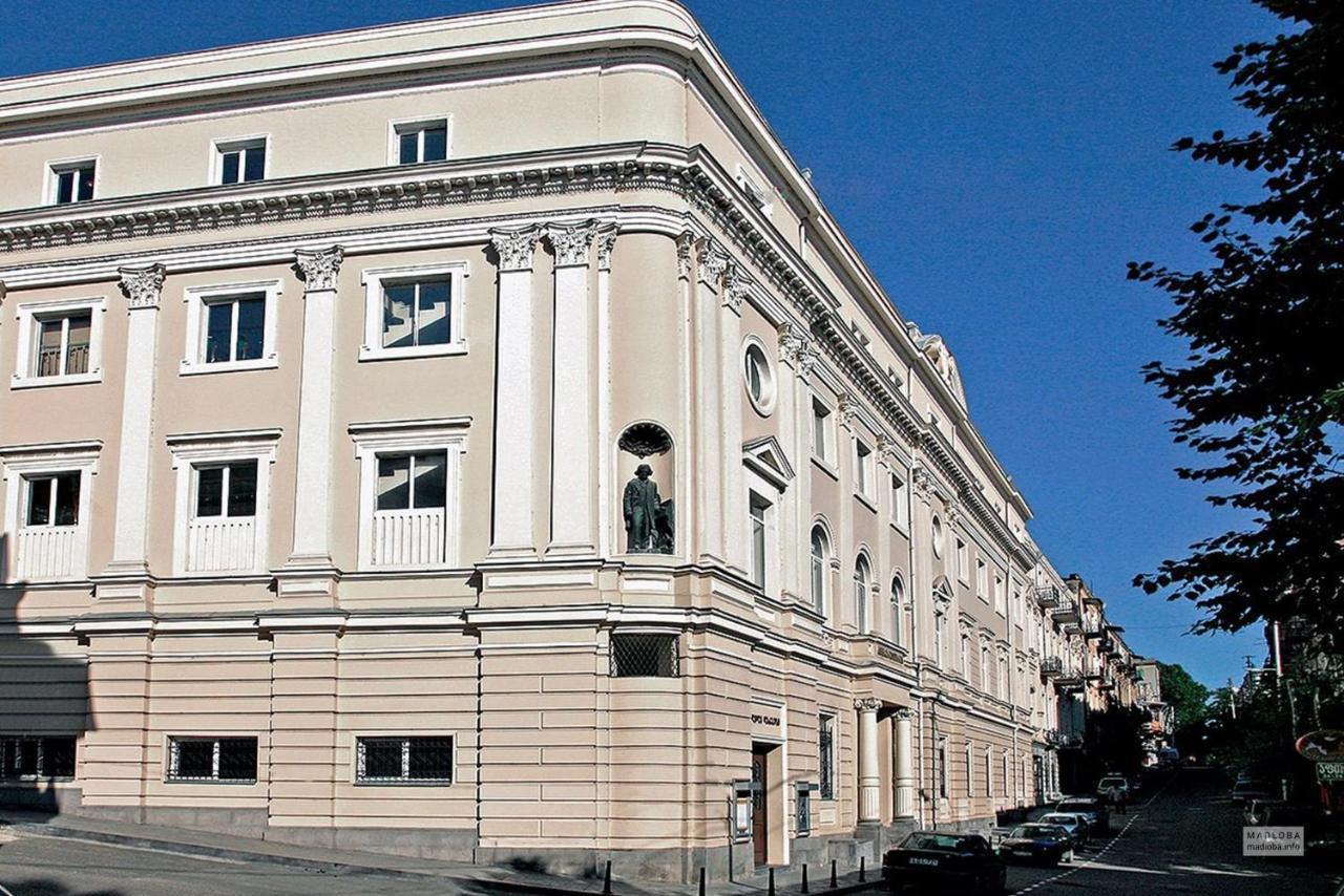Guest House Gml-2 Tbilisi Buitenkant foto